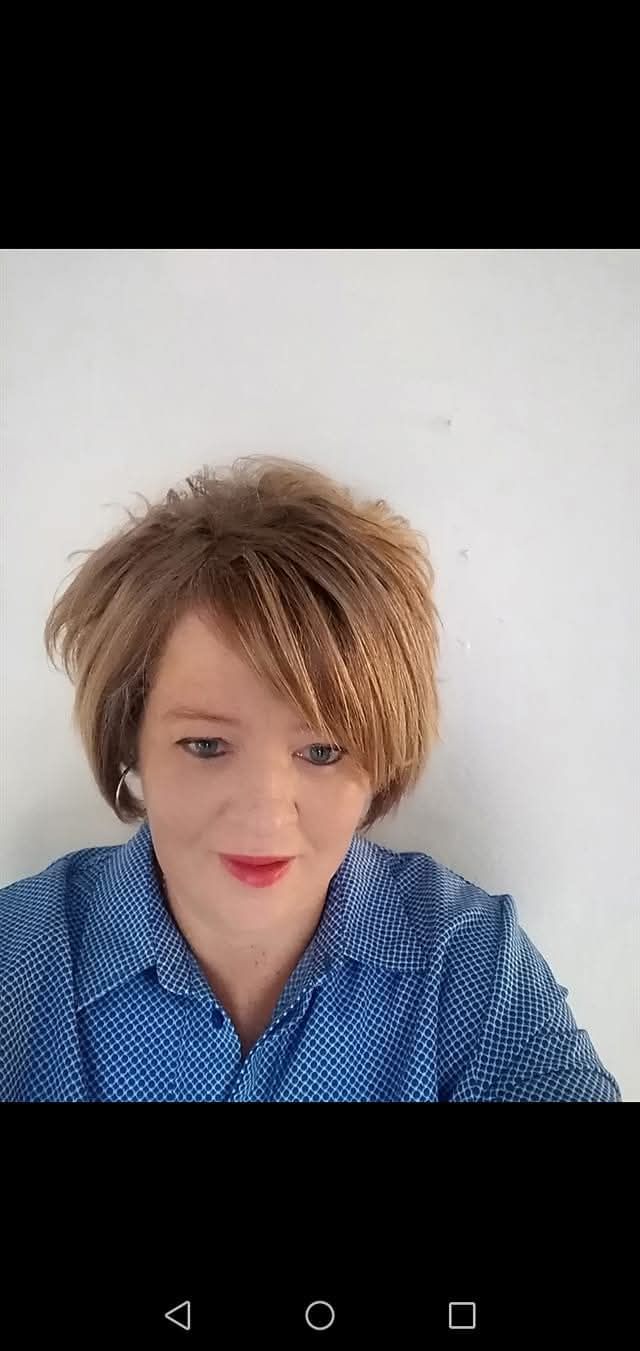 Moekie1976